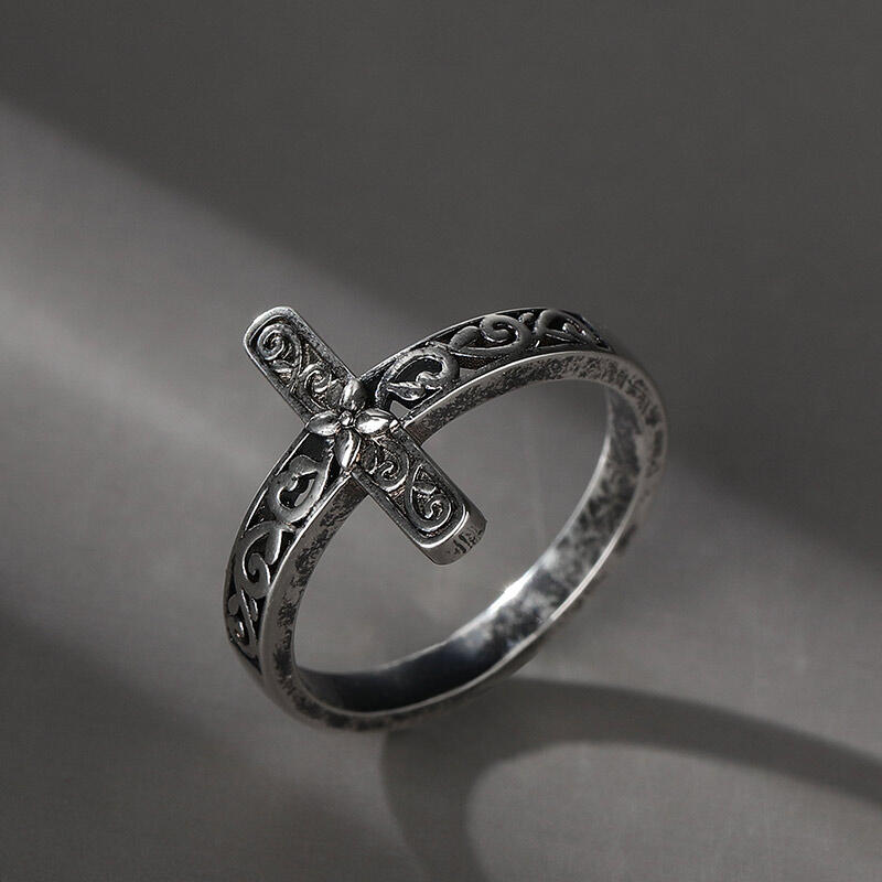 Jeulia "Flower" Cross Sterling Silver Ring