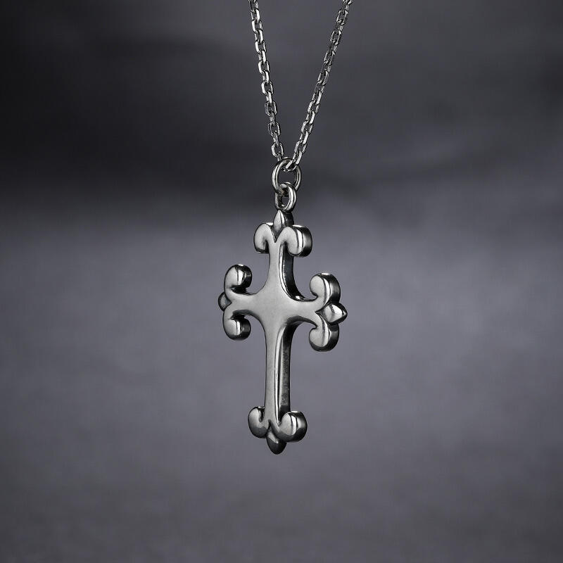 Jeulia Collar en forma de cruz de lirio de plata de ley