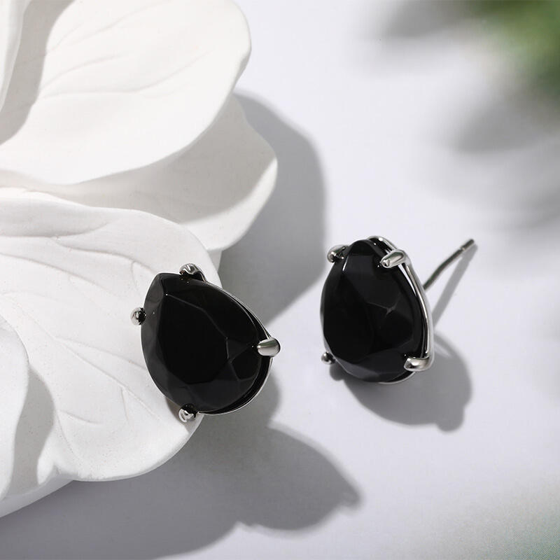 Jeulia "New Beginnings" Pear Shaped Natural Black Agate Stud Earrings