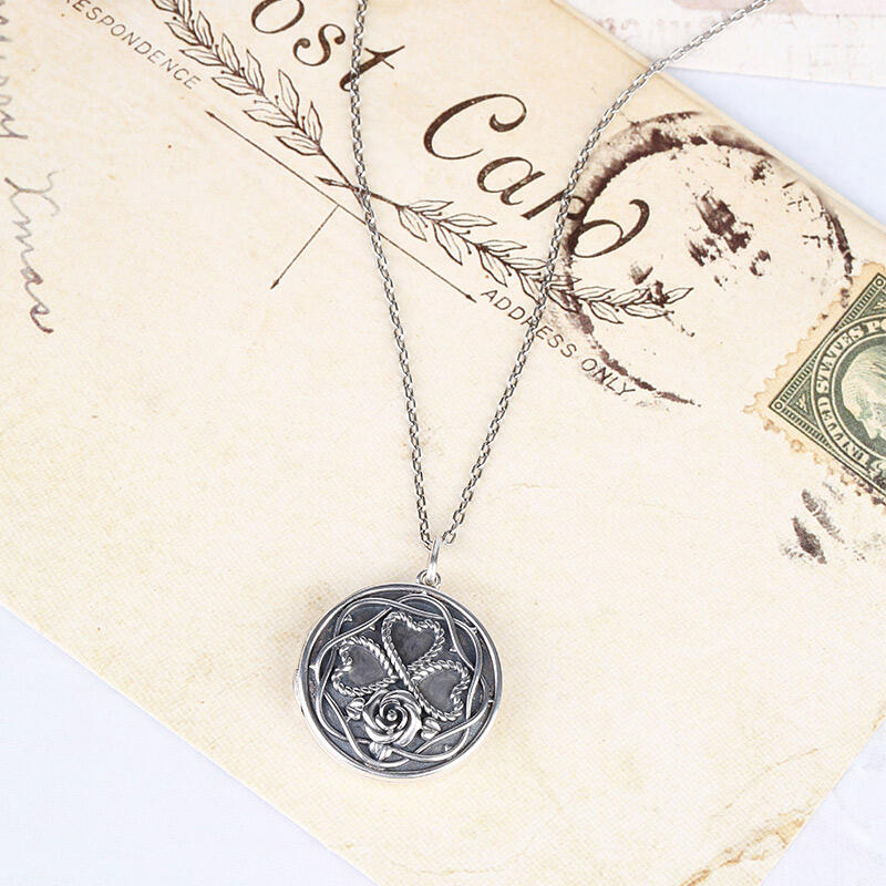 Jeulia Heart and Rose Locket Necklace