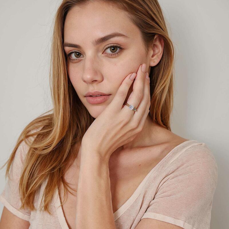 "Ewige Liebe" 0,8ct Rundschliff Solitär-Verlobungsring