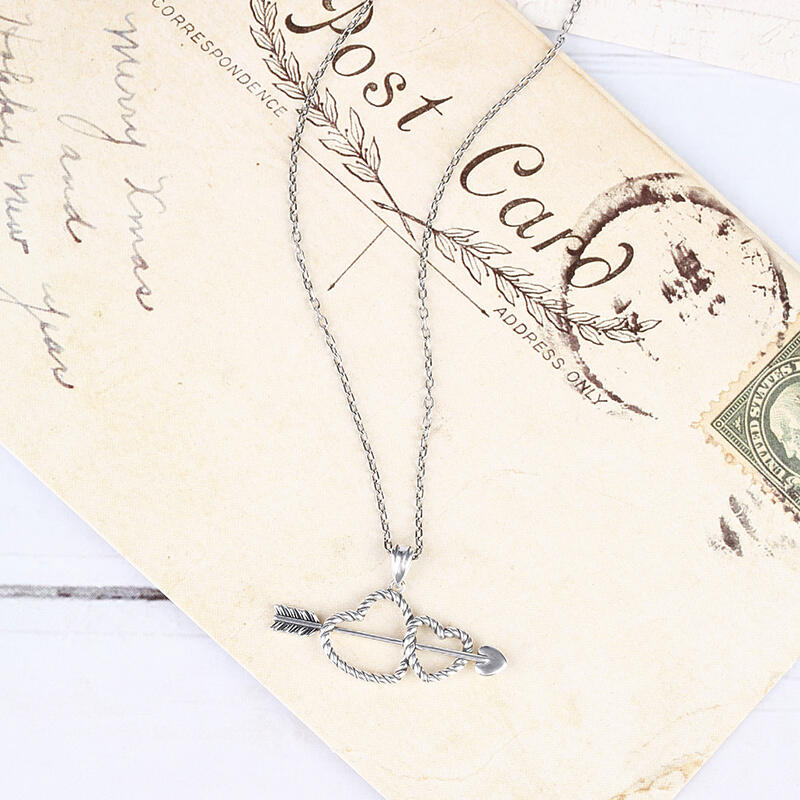 Jeulia Arrow and Heart Necklace