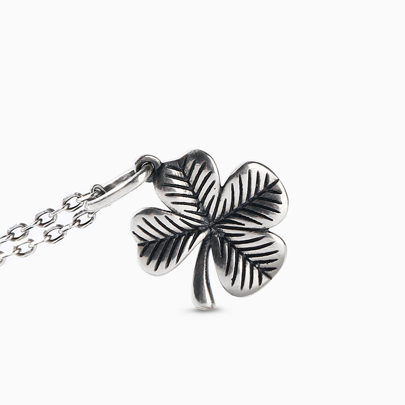 Jeulia Collar de trébol de cuatro hojas símbolo de buena fortuna en plata de ley