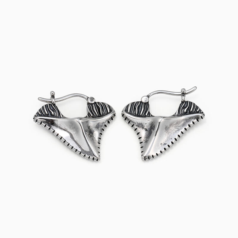 Jeulia "Shark Teeth" Sterling Silver Earrings