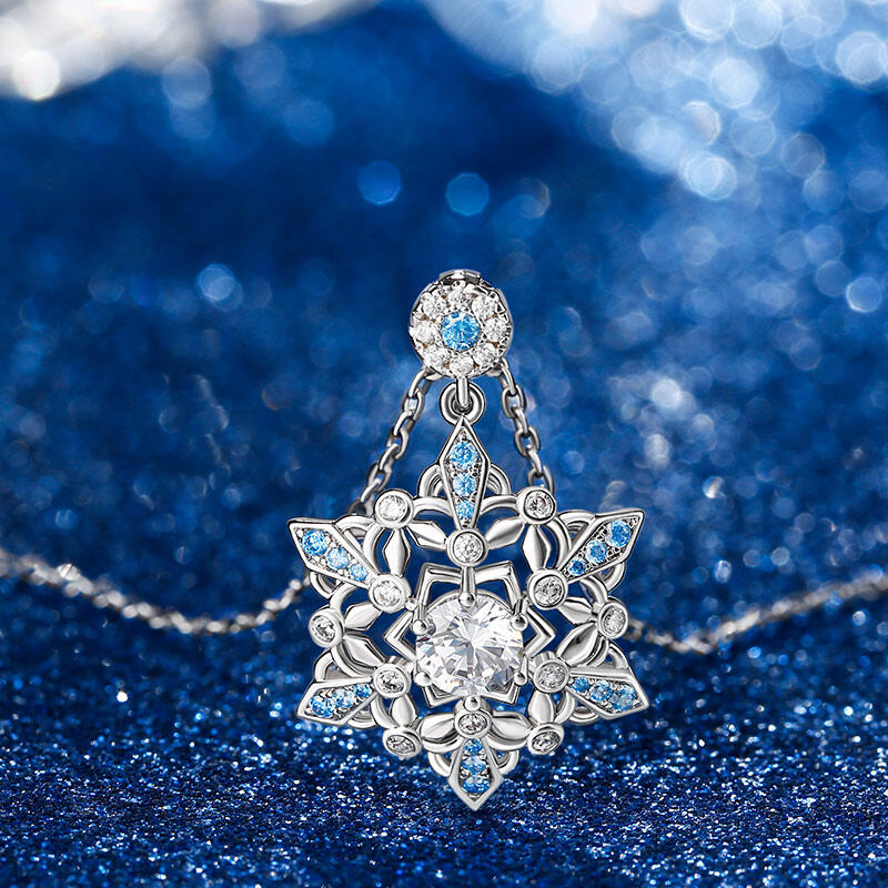 Jeulia "Snow Princess" Snowflake Round Cut Sterling Silver Necklace