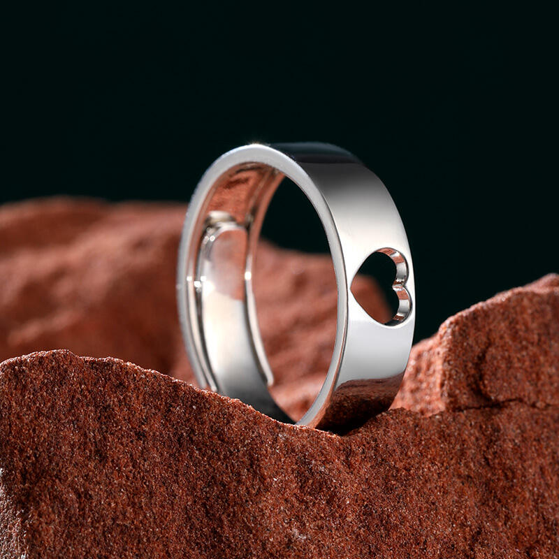 Jeulia Anillo de hombre con diseño corazón plata de ley ajustable