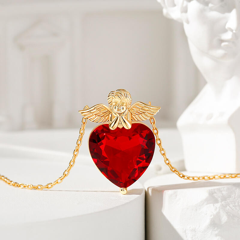Jeulia Collar con colgante de corazón de Cupido de plata de ley