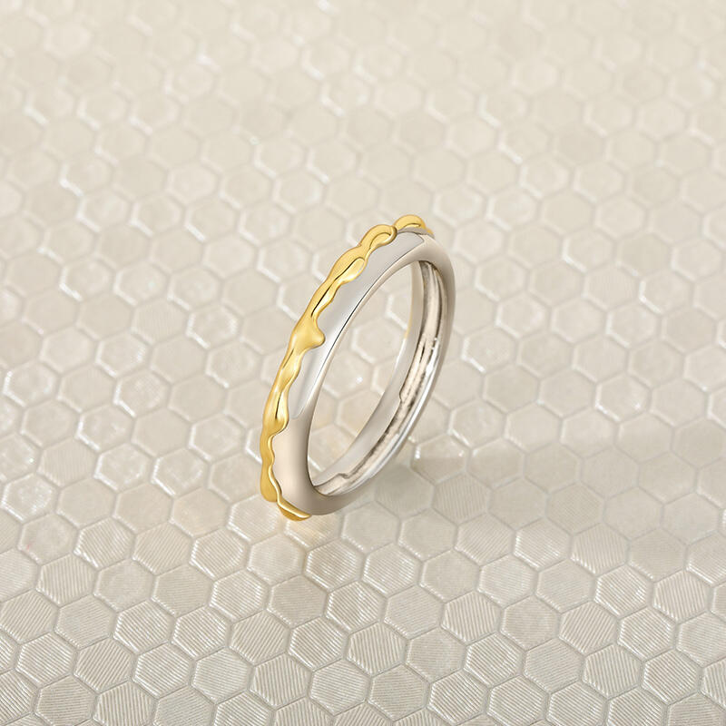 Jeulia Hug Me "Sweet Honey" Men's Wedding Band Two Tone Sterling Silver