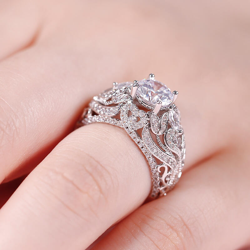 Jeulia Anel de prata esterlina corte redondo com design de renda vintage