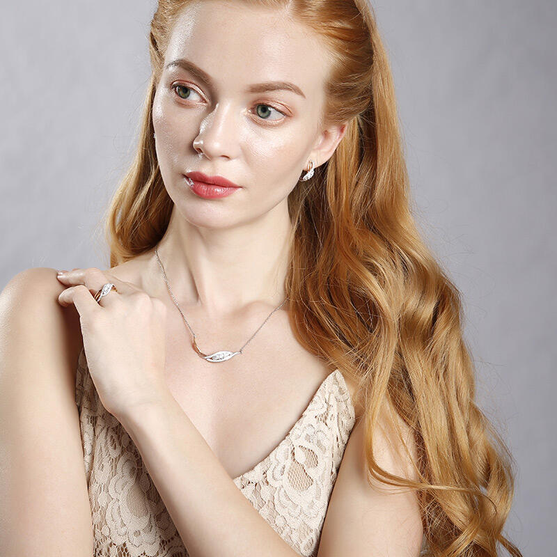 Jeulia Fancy Tri-Tone Necklace
