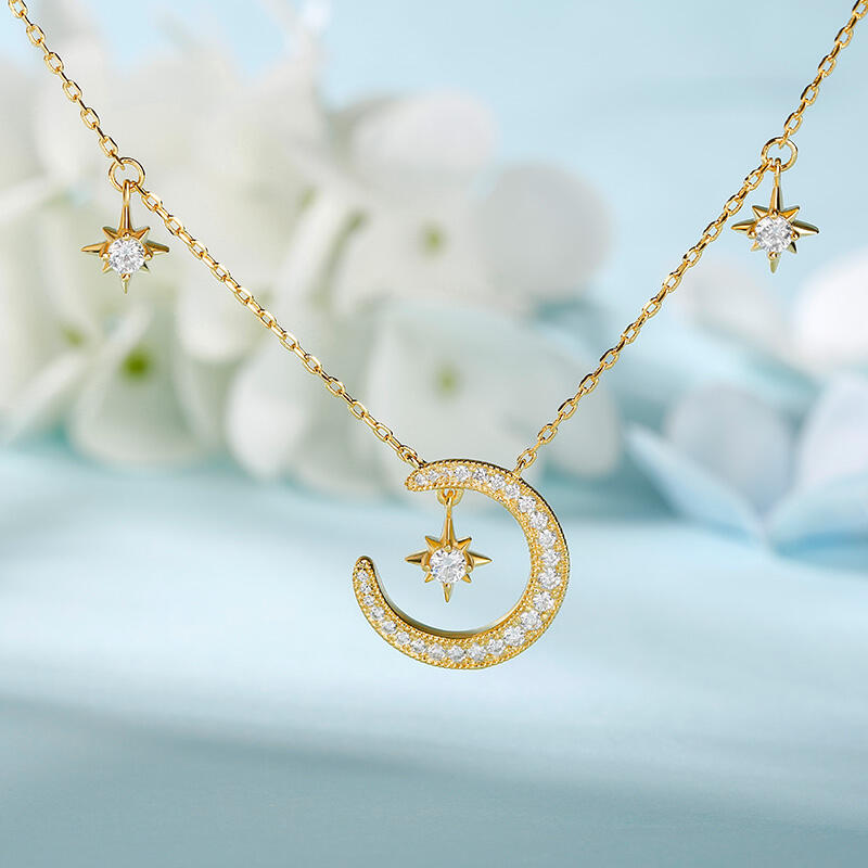 Jeulia "Moon and Star" Round Cut Sterling Silver Necklace