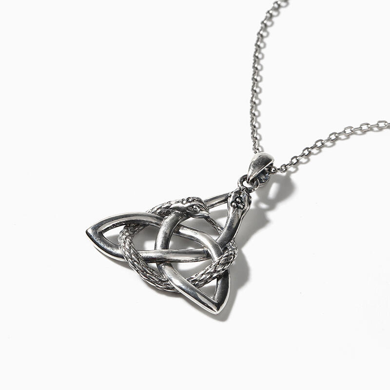 Jeulia "Verflochtene Schlangen mit Dreifaltigkeitsknoten" Sterling Silber Halskette