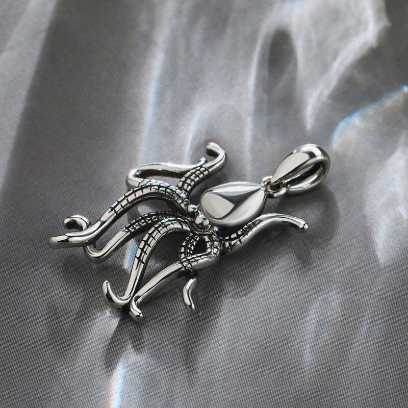 Jeulia Octopus Design Sterling Silver Charm