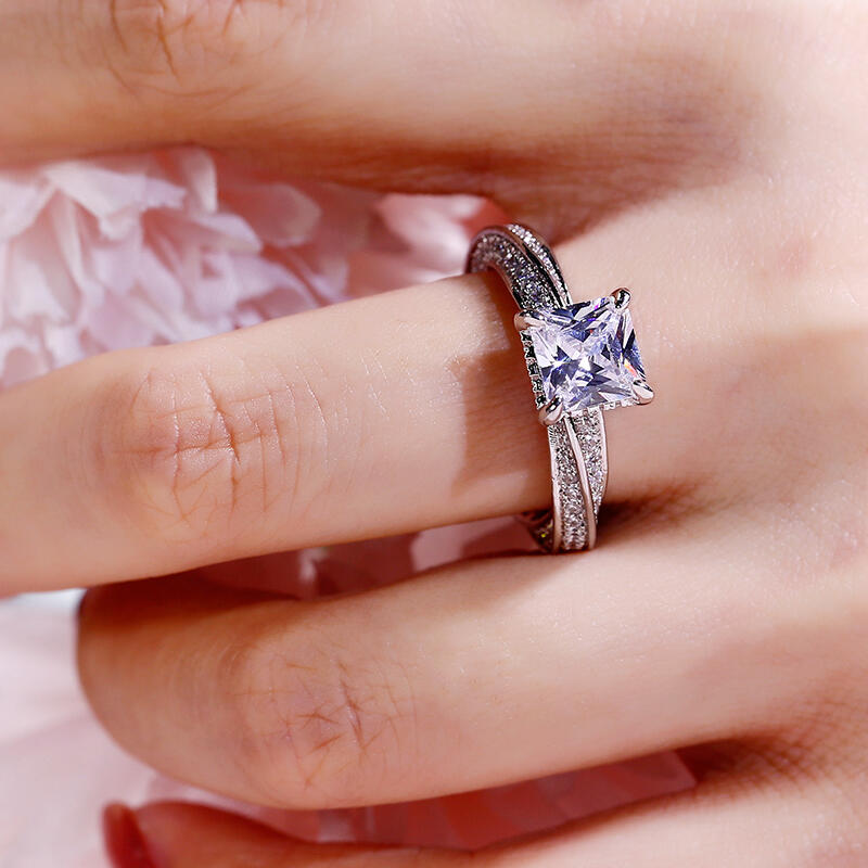 Jeulia Twist Design Princess Cut Sterling Silver Ring