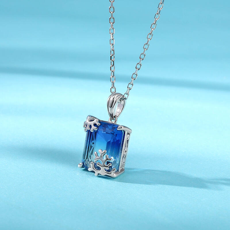 Jeulia "Coral Reefs" Emerald Cut Sterling Silver Necklace