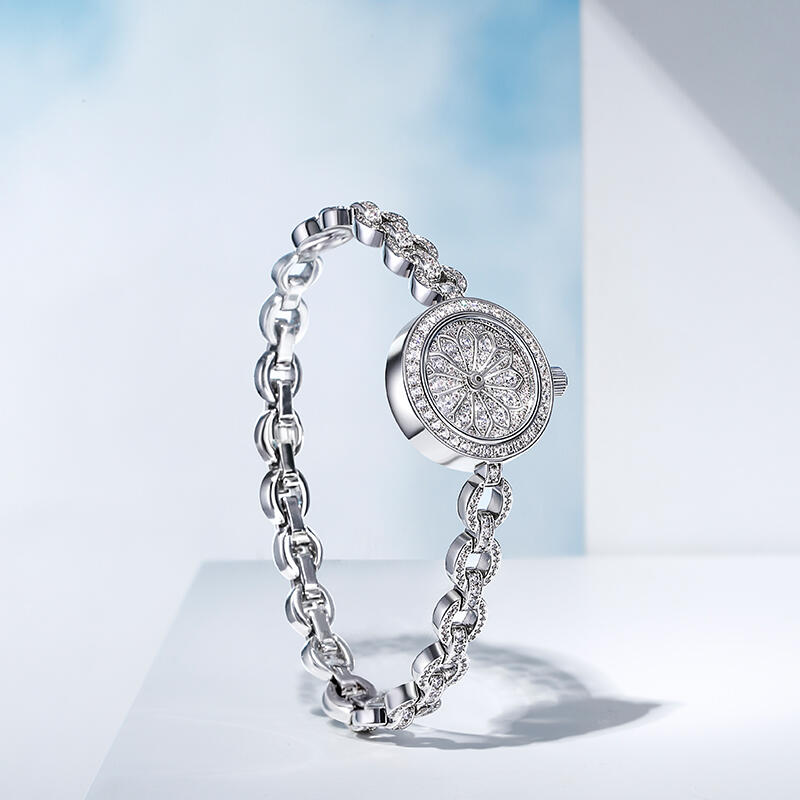 Jeulia "Dazzling Brilliance" Round Case Quartz Watch with Chain Bracelet Strap