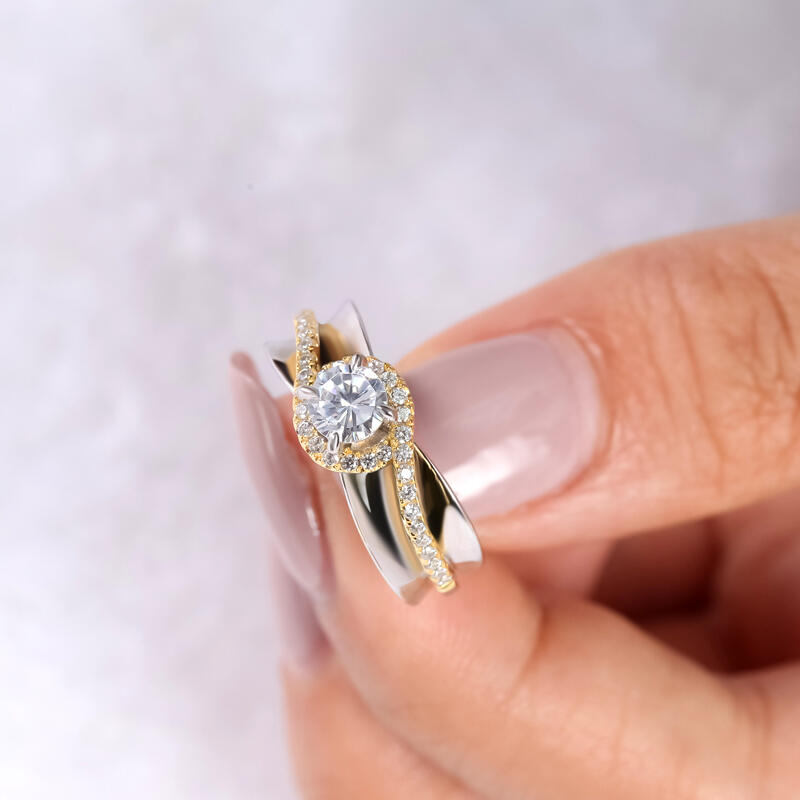 Jeulia Unikatowy Dwukolorowy Pierścionek Srebrny z Okrągłym Szlifem