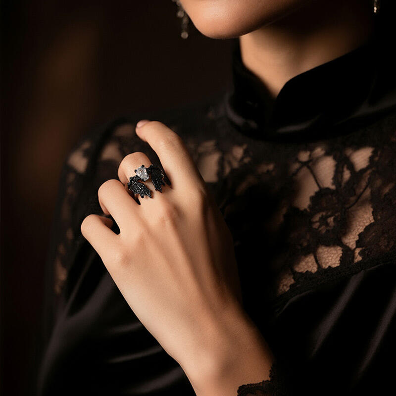 Jeulia Gothic Black Bat Coffin Cut Engagement Ring Set