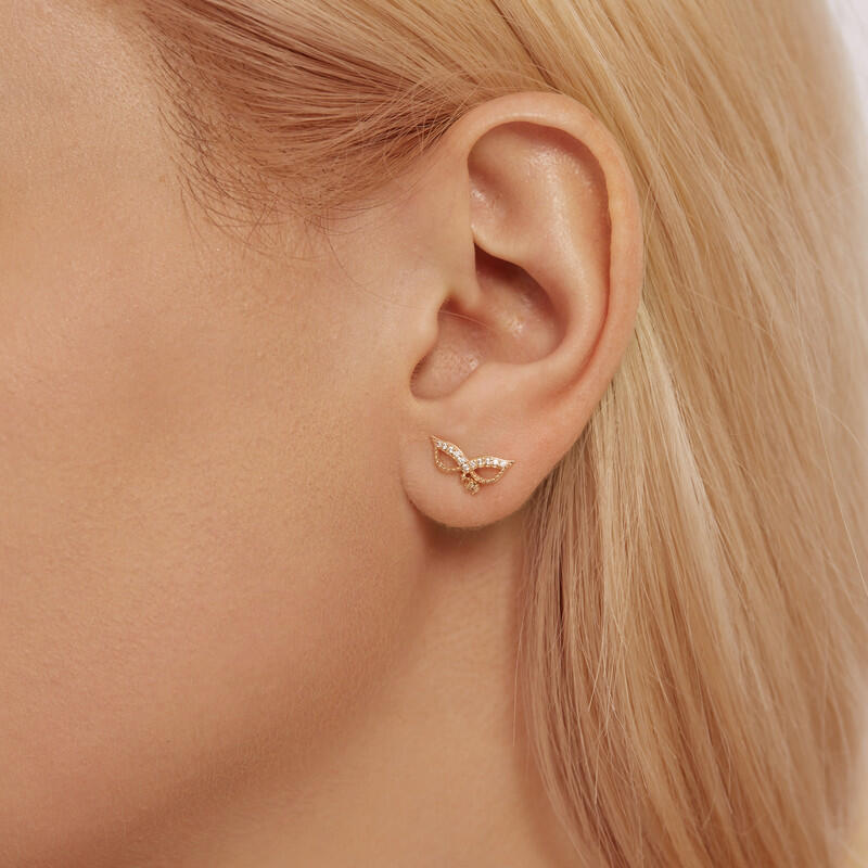 "The Angel Face" Round Cut Stud Earrings