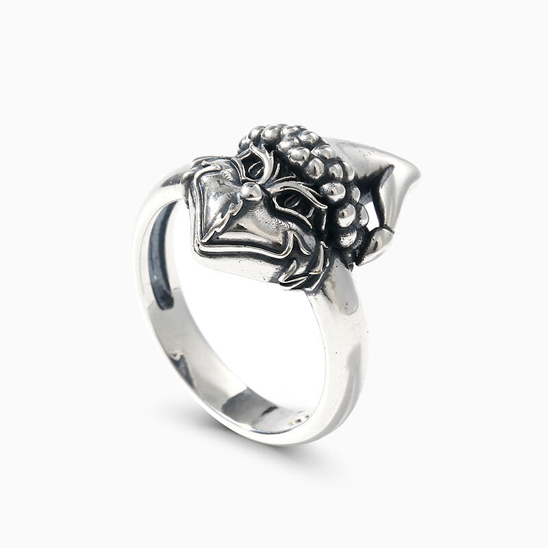 Jeulia "Christmas Monster" Sterling Silver Ring