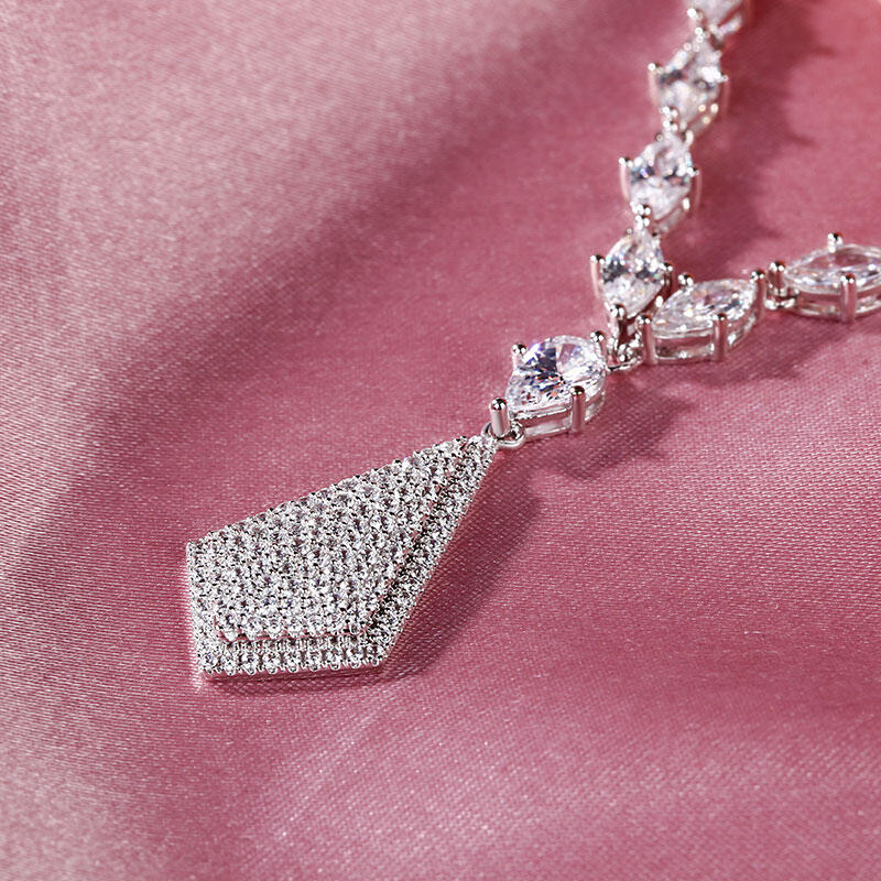 Jeulia "Gorgeous Beauty" Art Deco Marquise Cut Sterling Silver Necklace