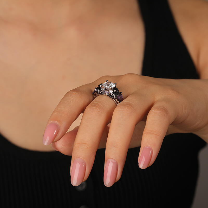 Jeulia Two Tone Black Bat Ring Sterling Silver Round Cut