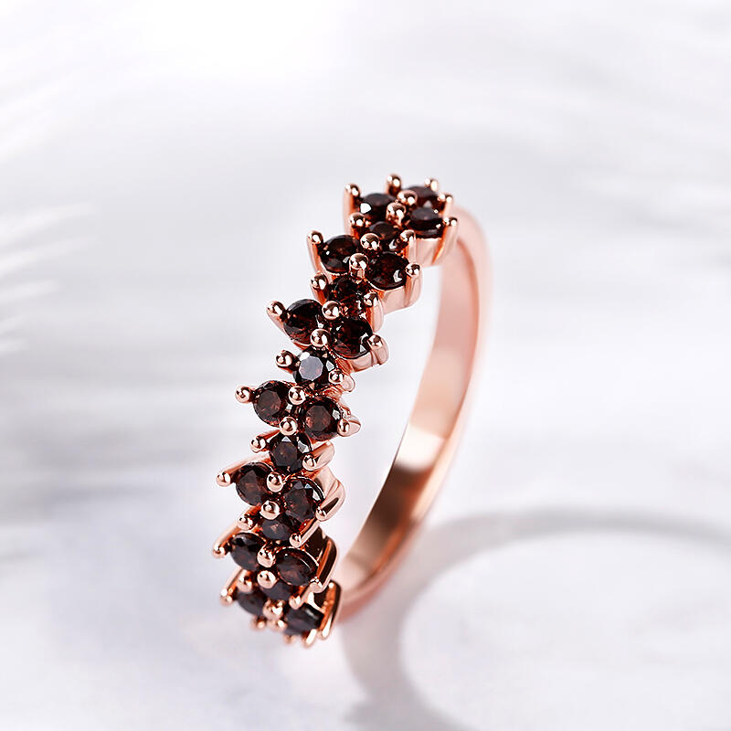 Jeulia Anillo con diseño simple de corte redondo de plata esterlina de mujeres