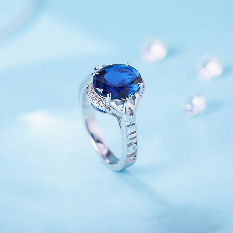 Jeulia Anel com nome halo de corte oval personalizado de prata esterlina