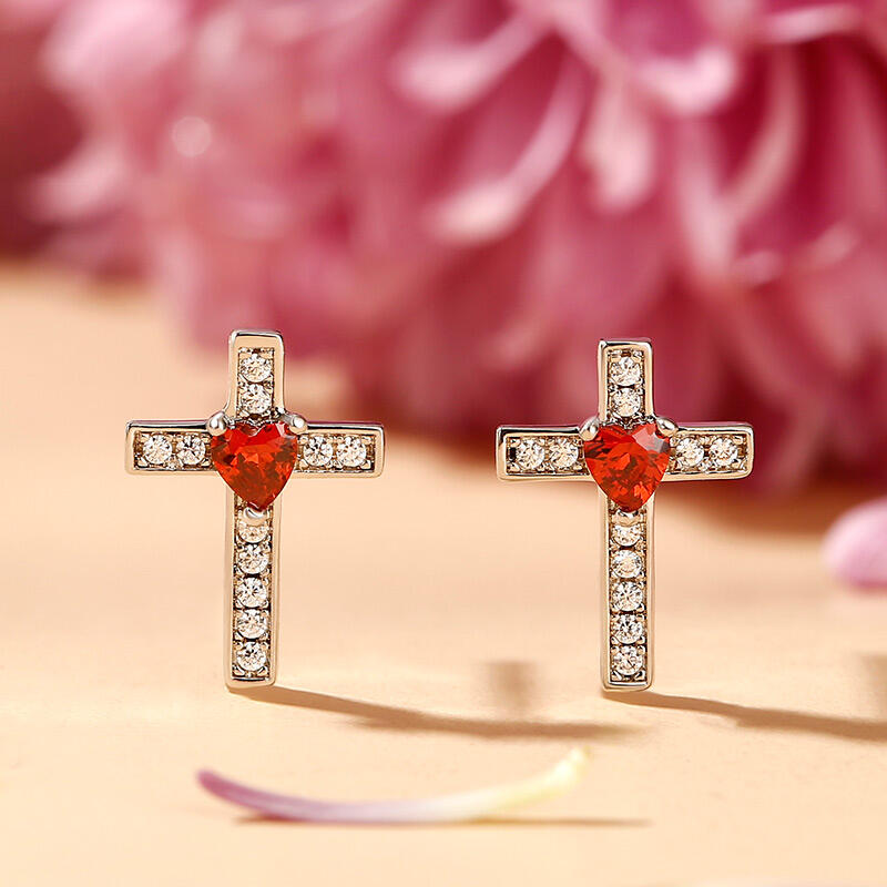 Jeulia Pendientes en plata de ley con diseño en forma de corazón y cruz