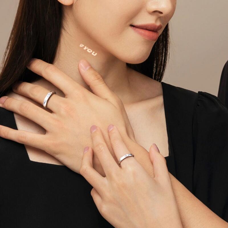 Jeulia Simple "Love Projection Ring"  Women Wedding Band Sterling Silver