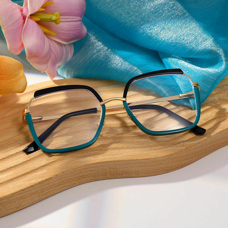 Lizzie Geometric Green Glasses