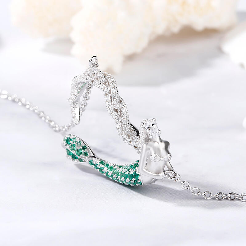Jeulia "Ocean's Light" Sterling Silver Mermaid Gift Necklace for Valentine's Day