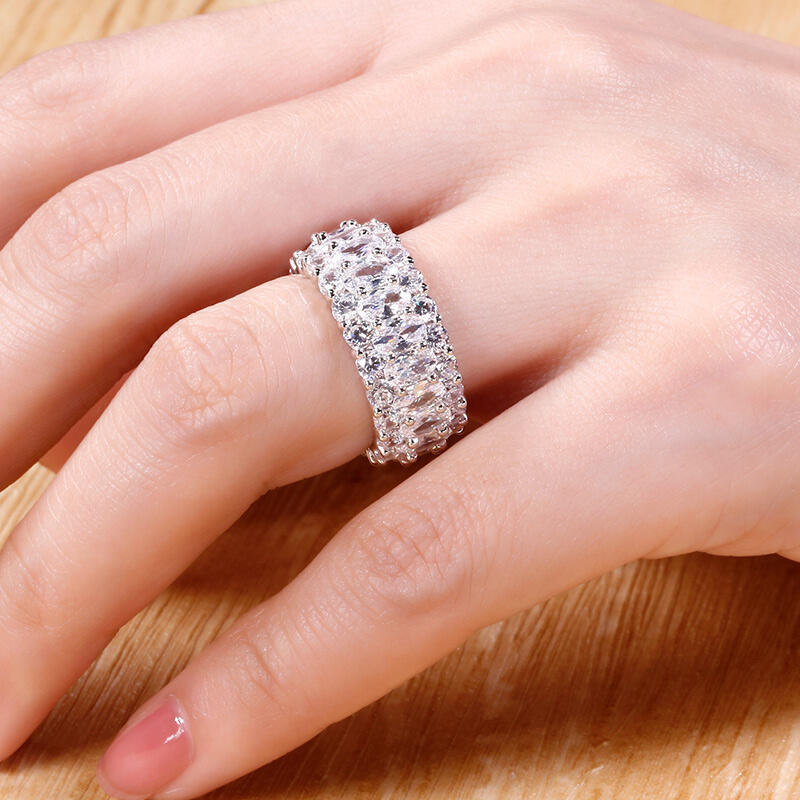 Jeulia Classic Oval and Round Cut Sterling Silver Eternity Ring