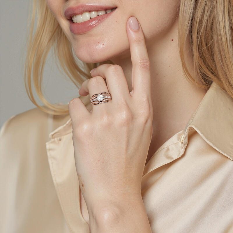 "Intertwined Fate" Kissen-Schliff Brautset