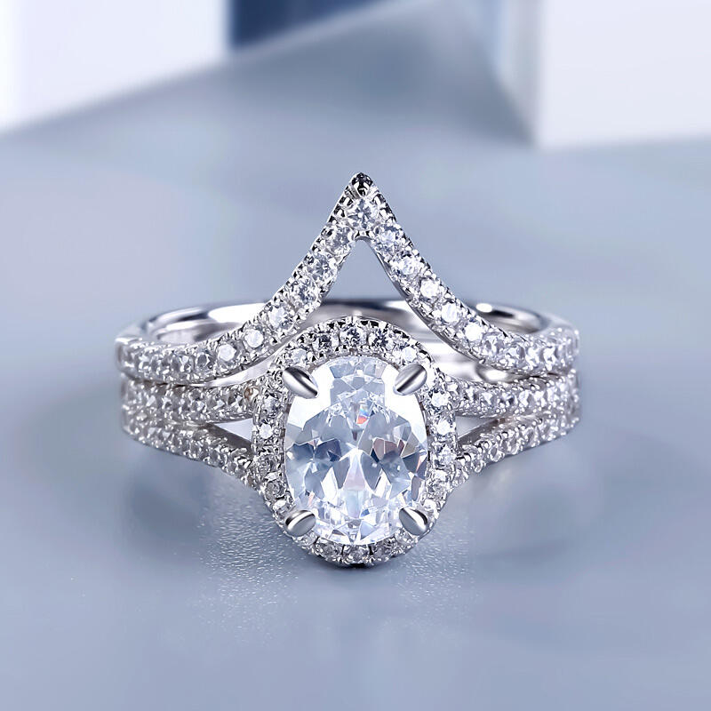 Jeulia Split Shank Halo Oval Cut Sterling Silver Ring Set