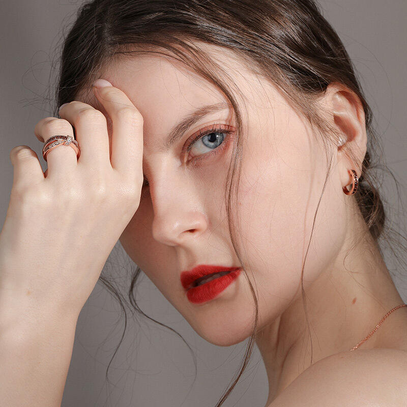 Jeulia Opaska Damska Srebrna Krzyżowa