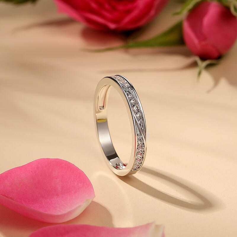 Jeulia Anillo de Boda con Diseño de Onda Trenzada Redondo Pavé para Mujer