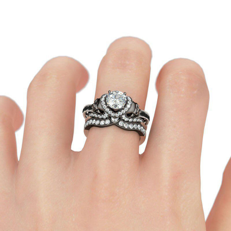 Jeulia Anillo Con Dos Tonos De Caravera De Talla Redonda En Plata De Ley