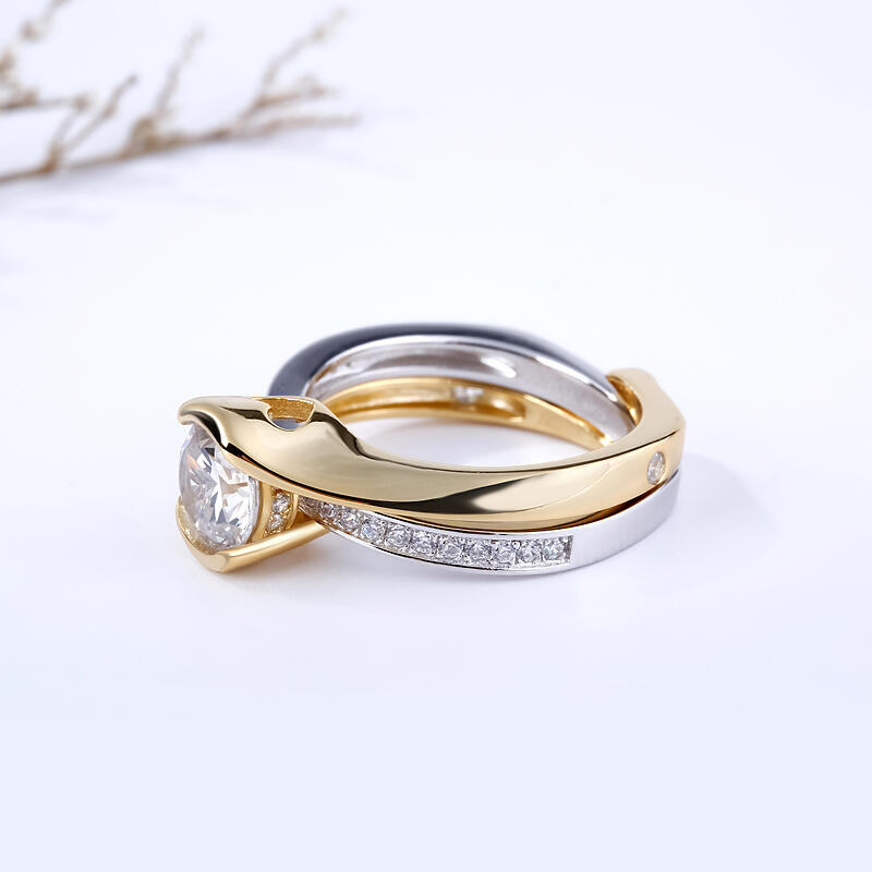 Jeulia Conjunto De Anillos Asimétricos De Talla Redonda En Plata De Ley