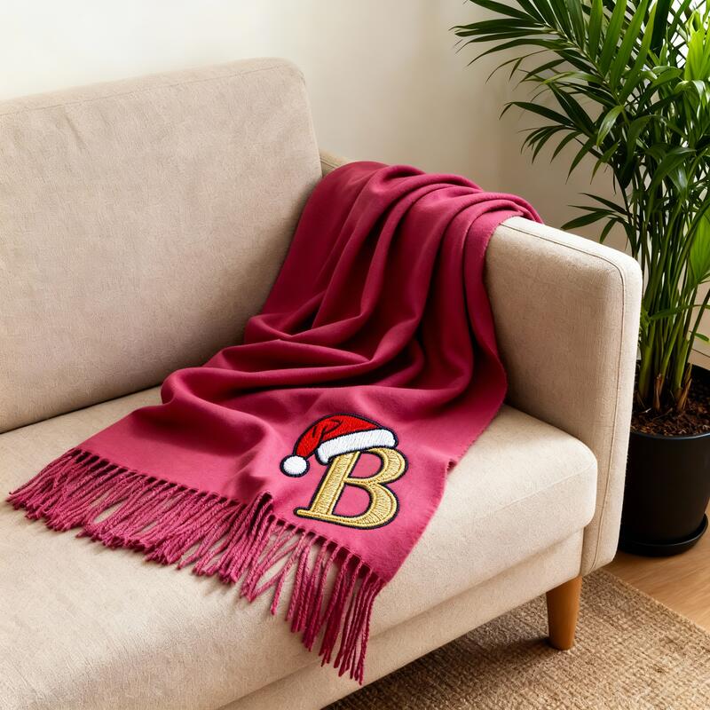 Op maat gemaakte sjaals met kerstmutsborduurpatronen Voeg uw initialen toe Een warm cadeau voor Kerstmis