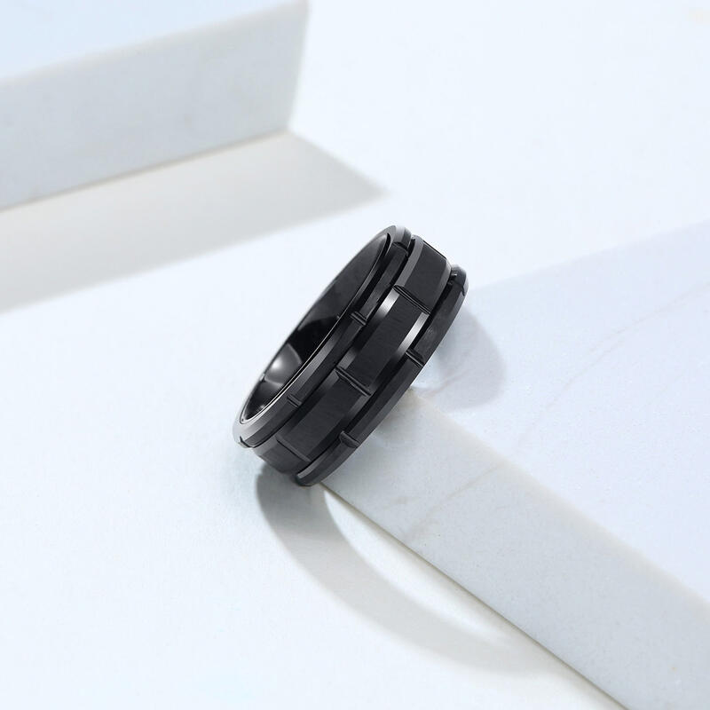 جوليا حزام من الفولاذ التنغستن للرجال باللون الأسود