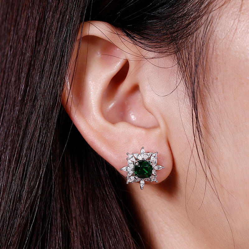 Jeulia Vintage Design Halo Cushion Cut Sterling Silver Stud Earrings