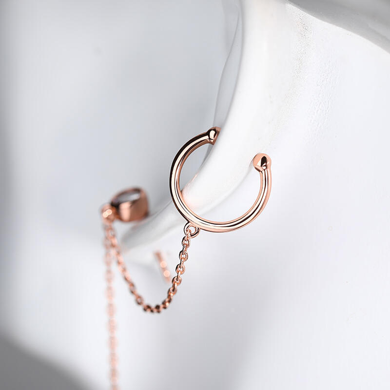 Jeulia "Asymmetric Design" Sterling Silver Ear Cuff with Chain