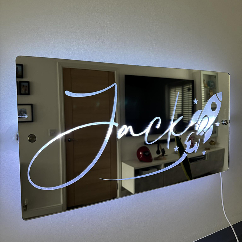 オリジナル 名入れ LED ミラー 発光 ライト 壁掛け 12色変化 屋内装飾 リモコン付き 壁フック付き