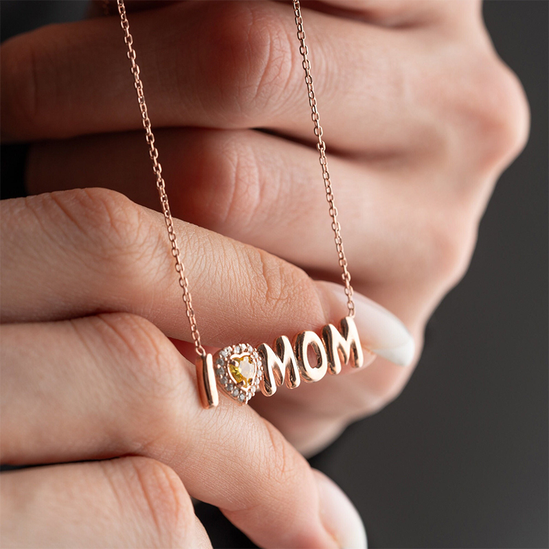Collana personalizzata regalo con pietra portafortuna personalizzata per la mamma