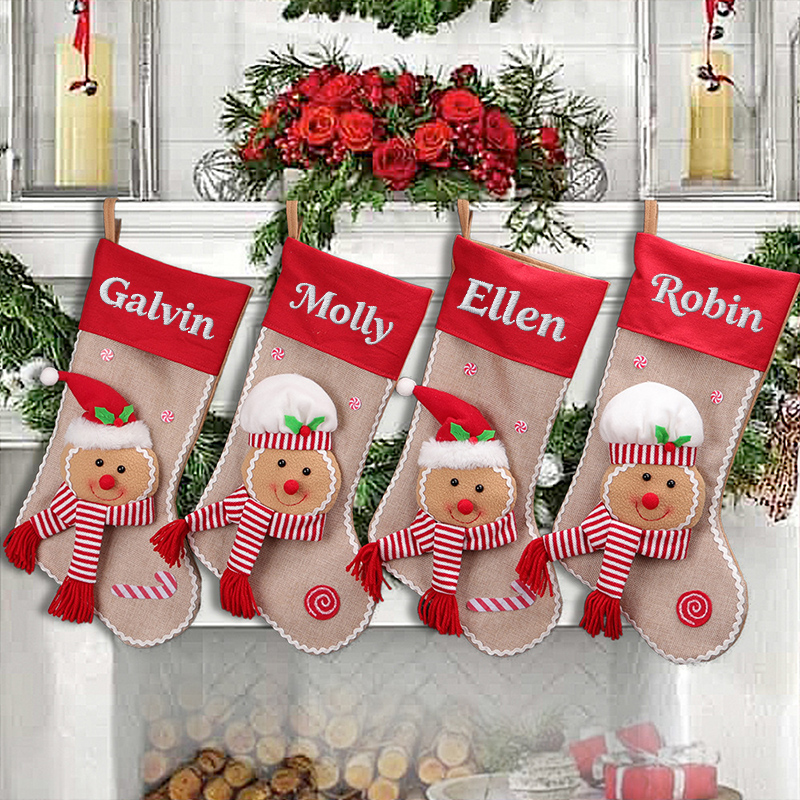 Personalisierte Weihnachtsstrümpfe mit Lebkuchenmann-Motiv individuell bestickt und mit Namen versehen Geschenke für die Familie