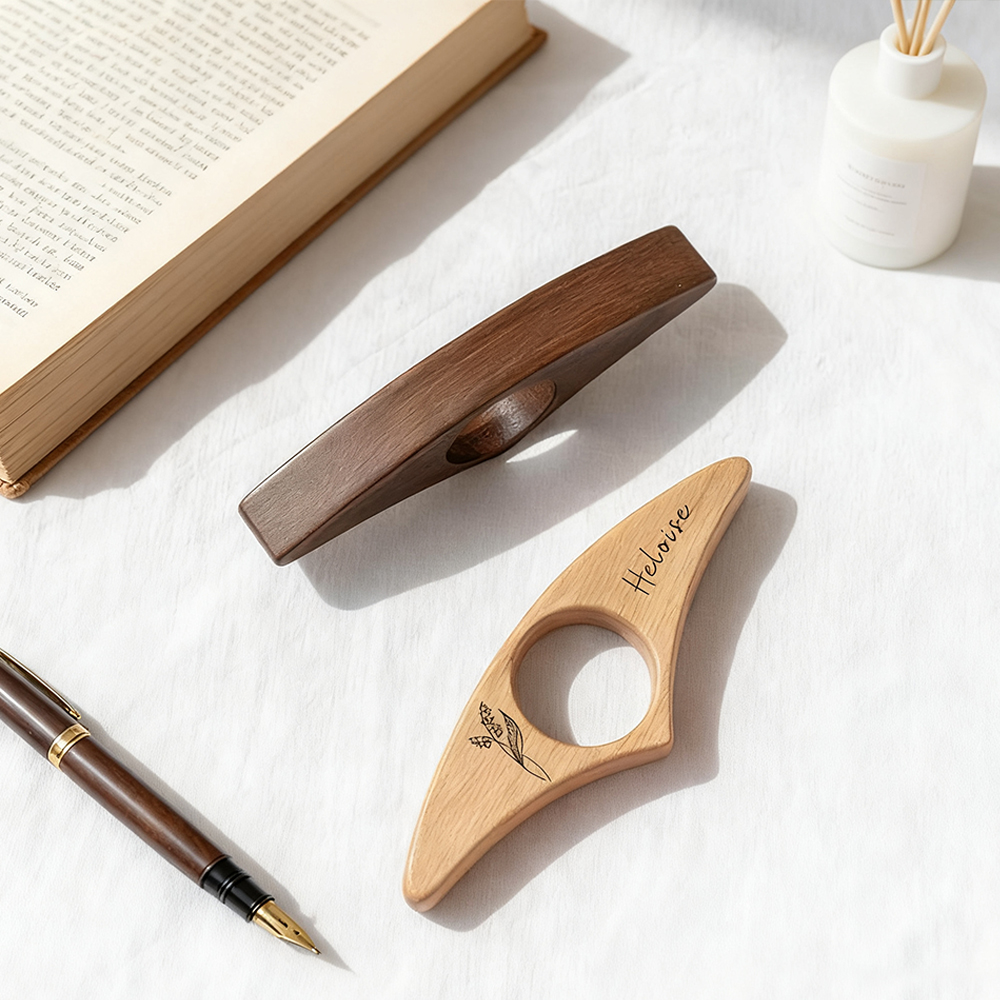 Personalized Book Page Holder Custom Birth Flower Wooden Reading Ring Birthday Gift for Friends