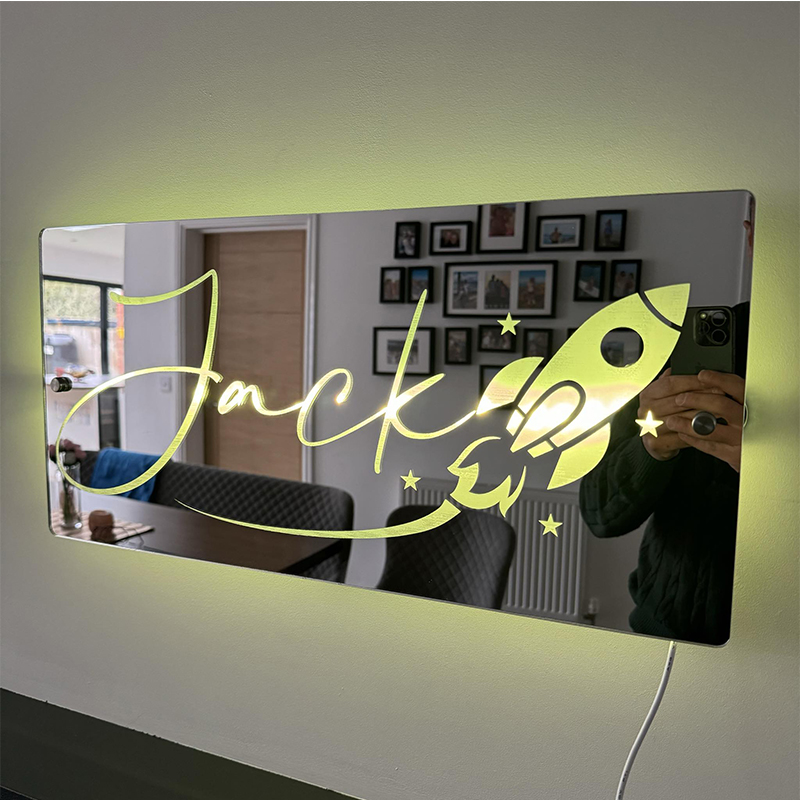 オリジナル 名入れ LED ミラー 発光 ライト 壁掛け 12色変化 屋内装飾 リモコン付き 壁フック付き