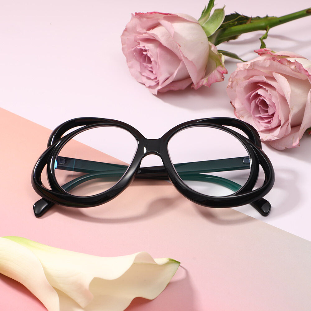 Harold Round Black Glasses