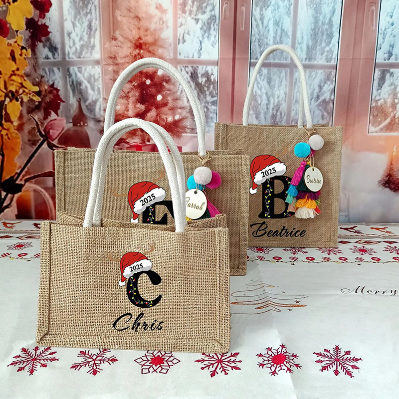 Bolsa de regalo navideña personalizada con nombre personalizado. Un lindo regalo para niños.